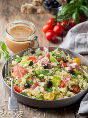 Vegetable Pasta and Crispy Prosciutto Ham and Gorgonzola Cheese Salad
