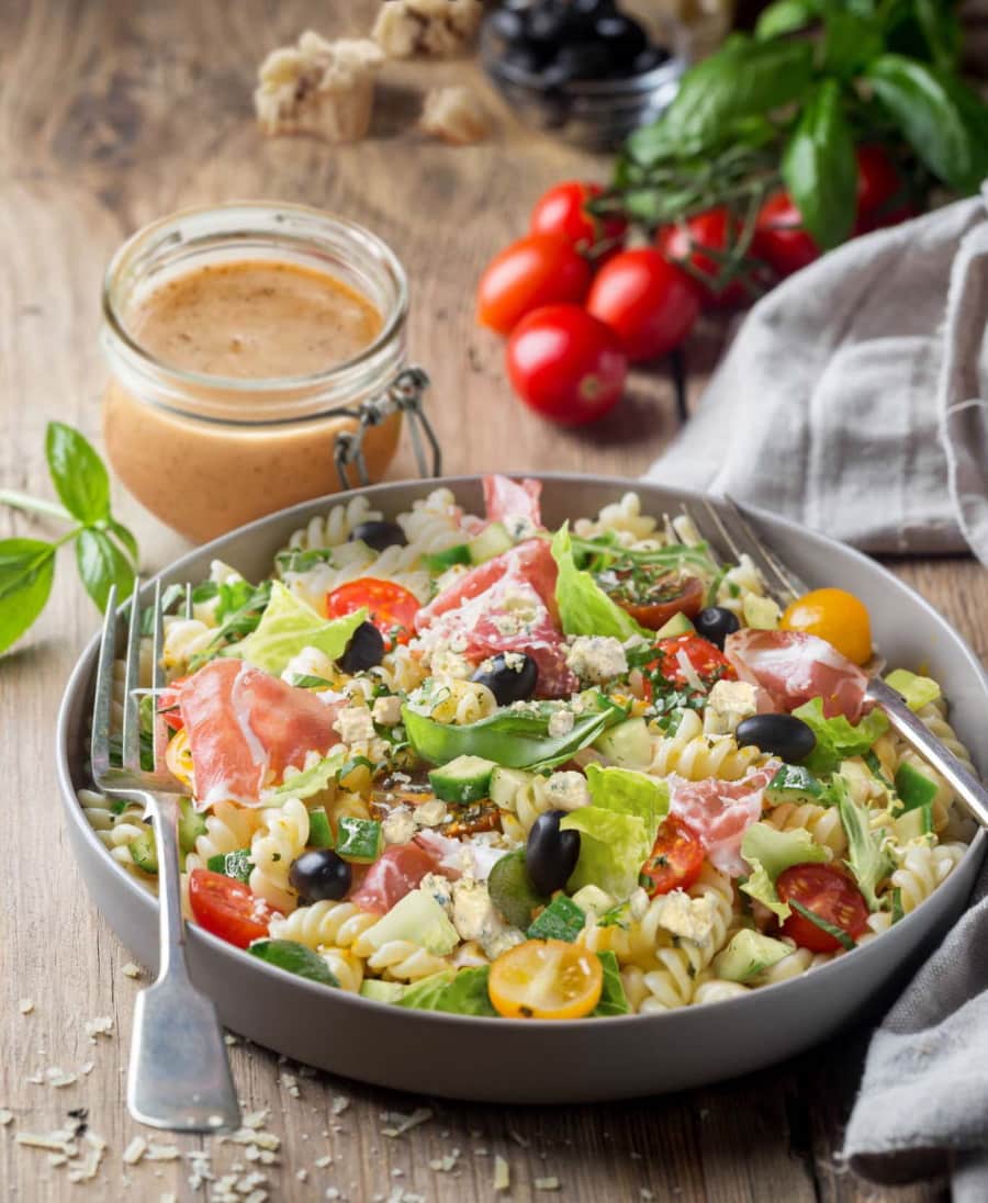 Vegetable Pasta and Crispy Prosciutto Ham and Gorgonzola Cheese Salad