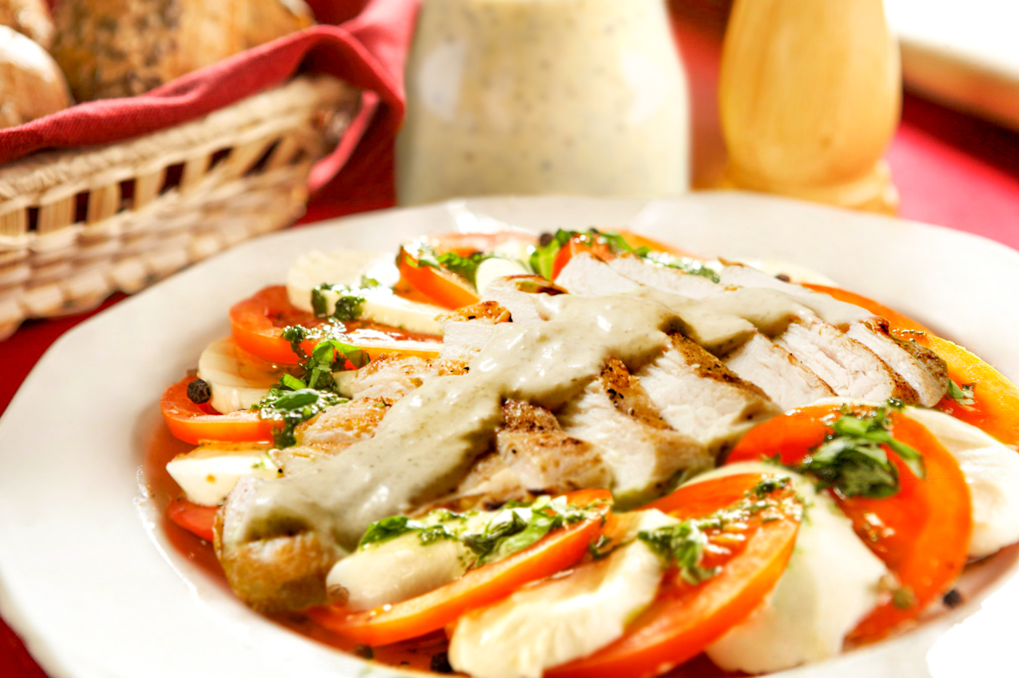 Caprese Grilled Chicken Salad