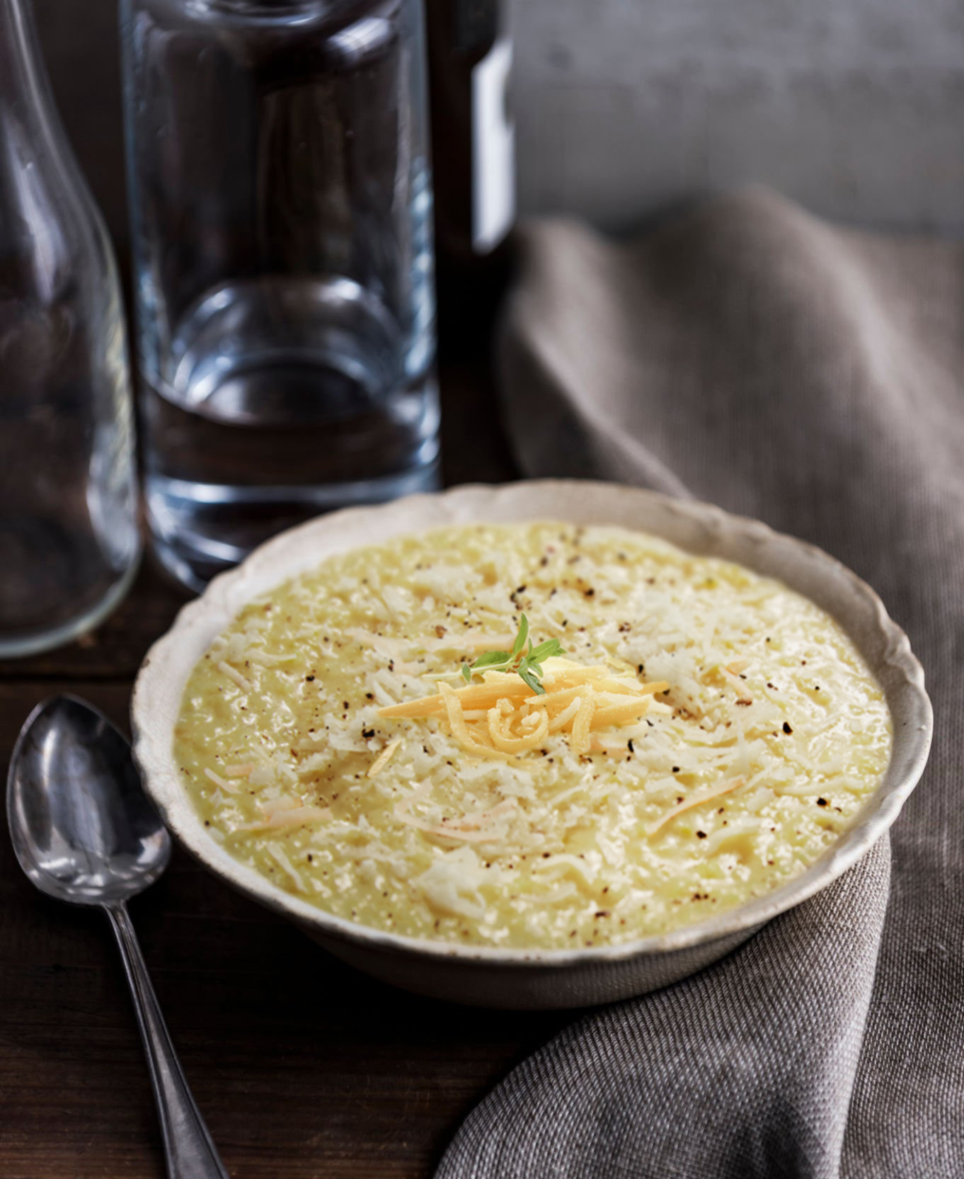 Black Pepper Cheese Grits - Ventura Foods